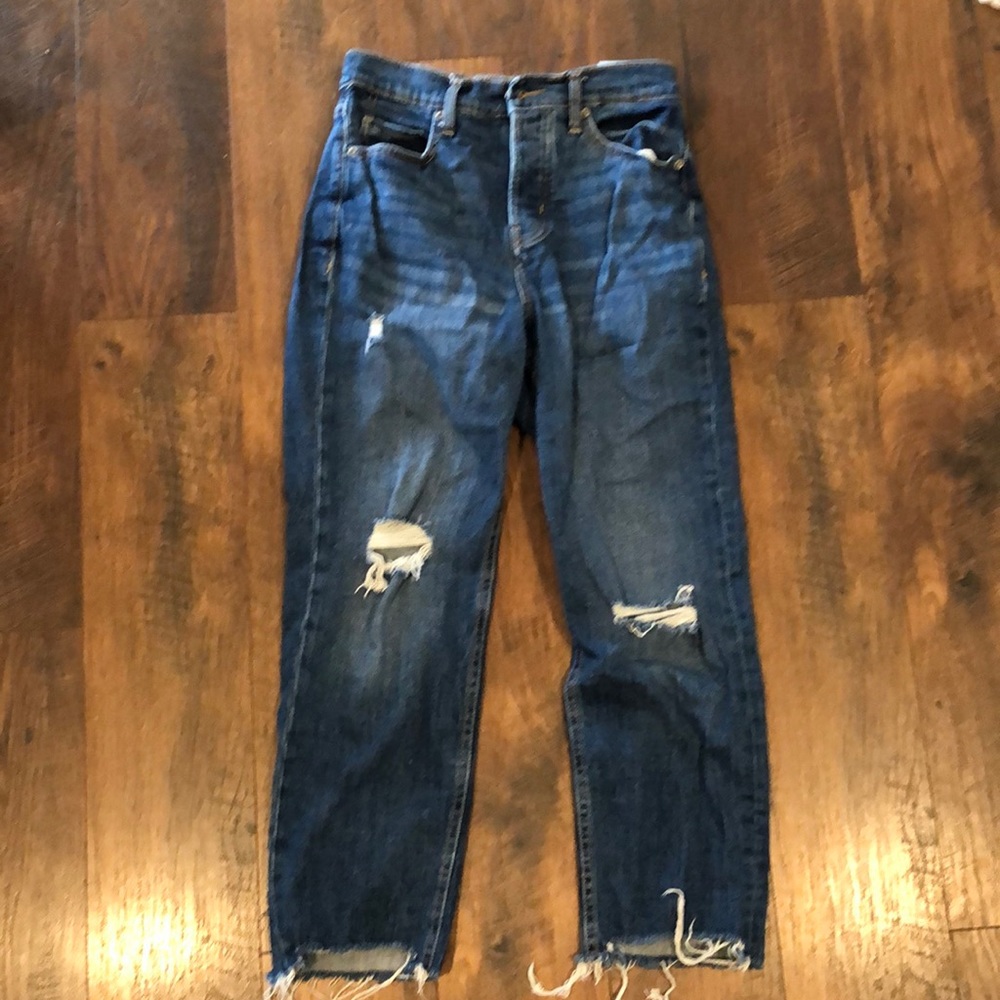 Old Navy Extra High-Rise Sky-Hi Straight Jeans
